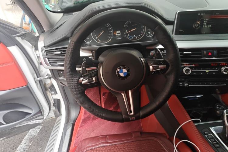 Used BMW X6  Steering Wheel