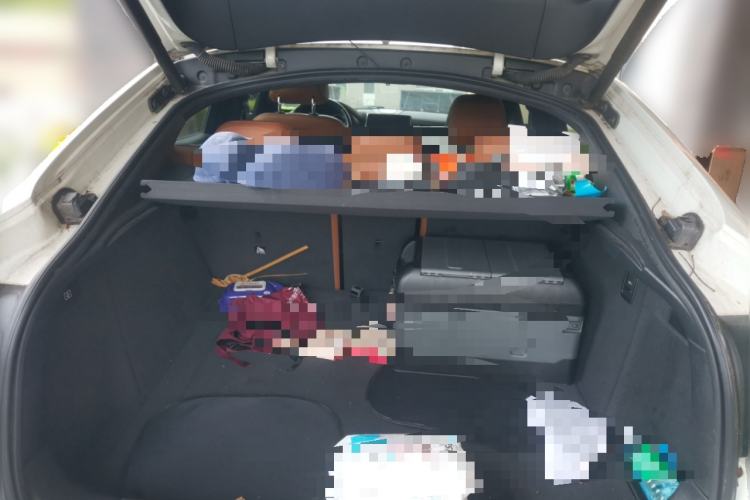 Used BMW X6  Trunk