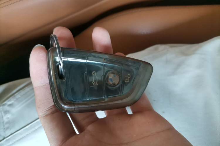 Used BMW X6  Vehicle Key