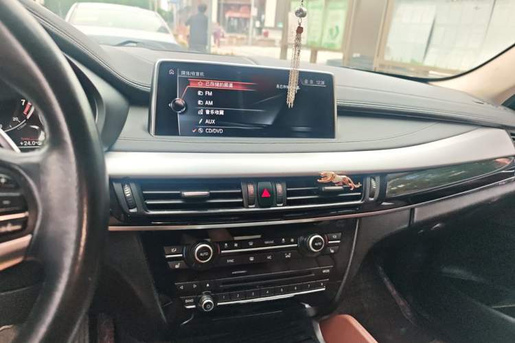 Used BMW X6 2017 xDrive35i Leading Model Audio And AC Panel