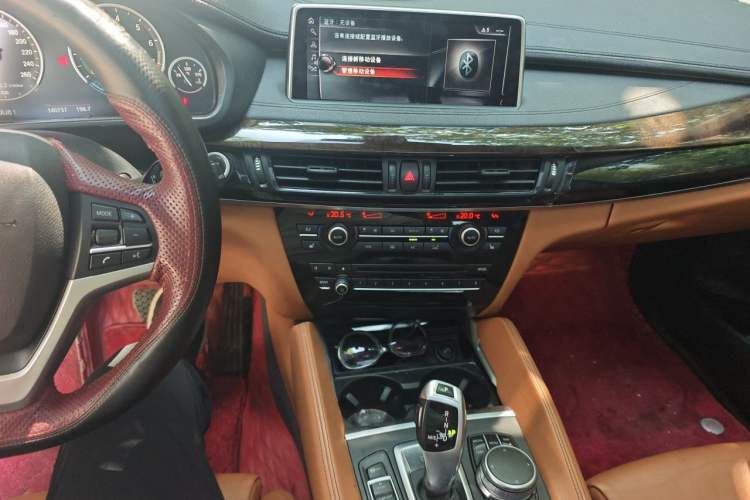 Used BMW X6 2017 xDrive28i Audio And AC Panel