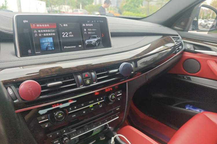 Used BMW X6  Audio And AC Panel