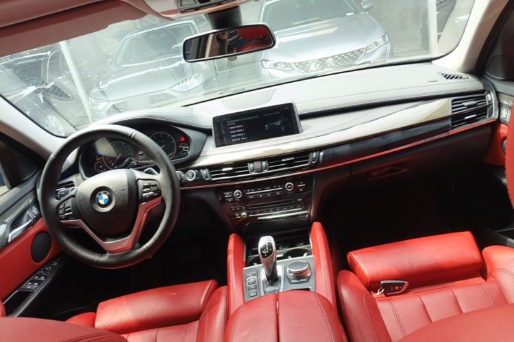 Used BMW X6 2017 xDrive35i Luxury Edition Center Console