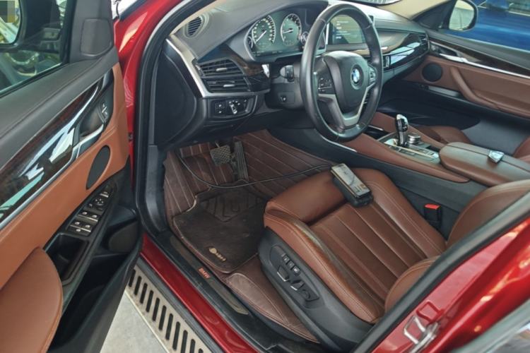 Used BMW X6 2017 xDrive28i Driver Seat