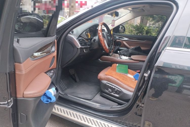 Used BMW X6 2017 xDrive28i Driver Seat