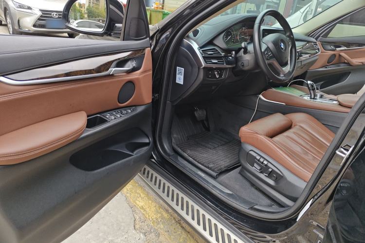 Used BMW X6 2017 xDrive28i Driver Seat