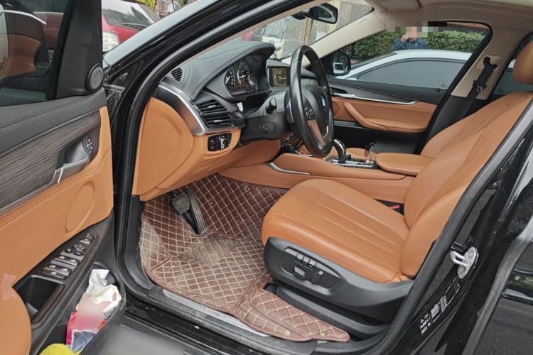Used BMW X6  Driver Seat