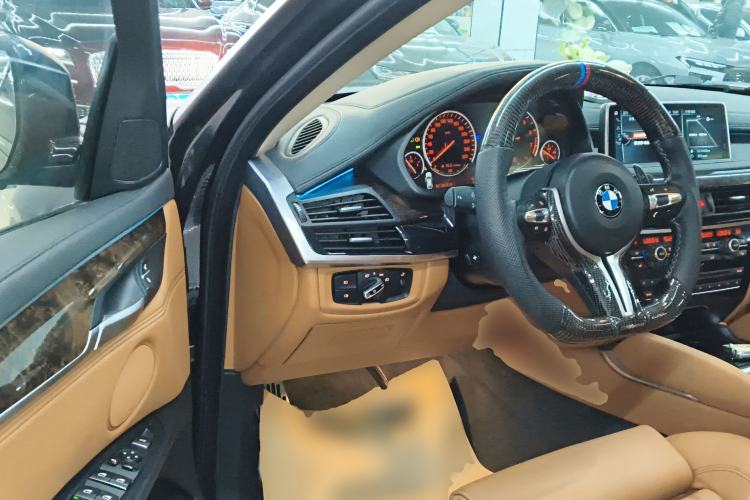 Used BMW X6 2017 xDrive28i Driver Seat
