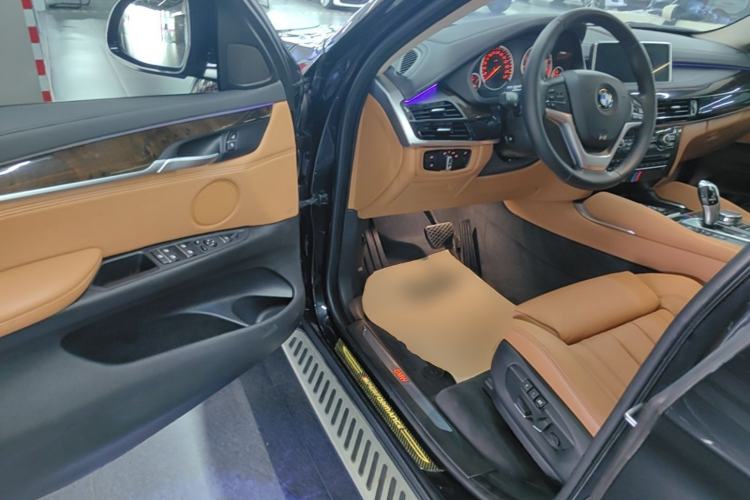 Used BMW X6 2017 xDrive28i Driver Seat