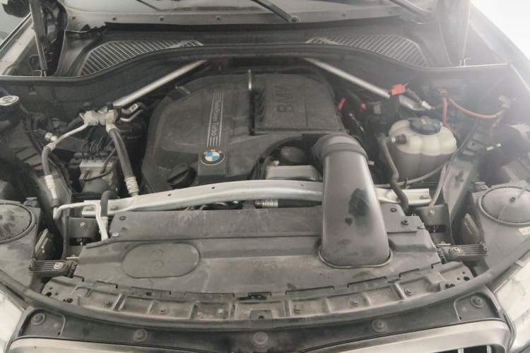 Used BMW X6 2017 xDrive35i Leading Model Engine Bay
