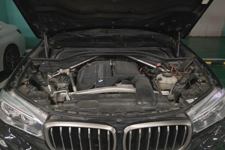 Used BMW X6 2017 xDrive35i Leading Model Engine Bay