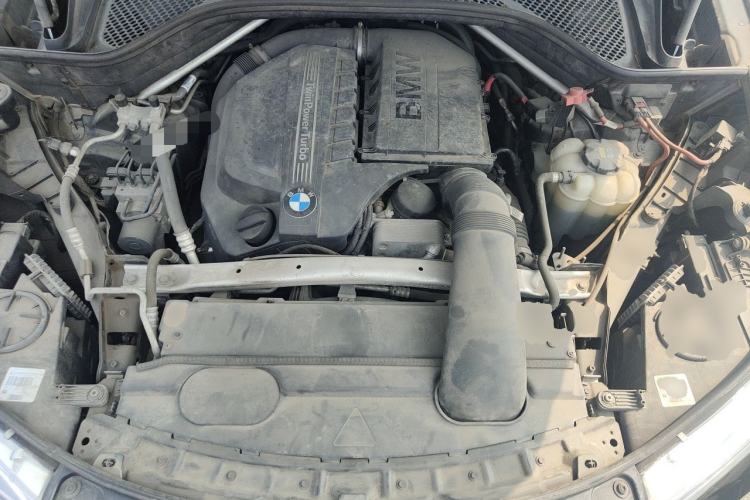 Used BMW X6 2017 xDrive35i Luxury Edition Engine Bay