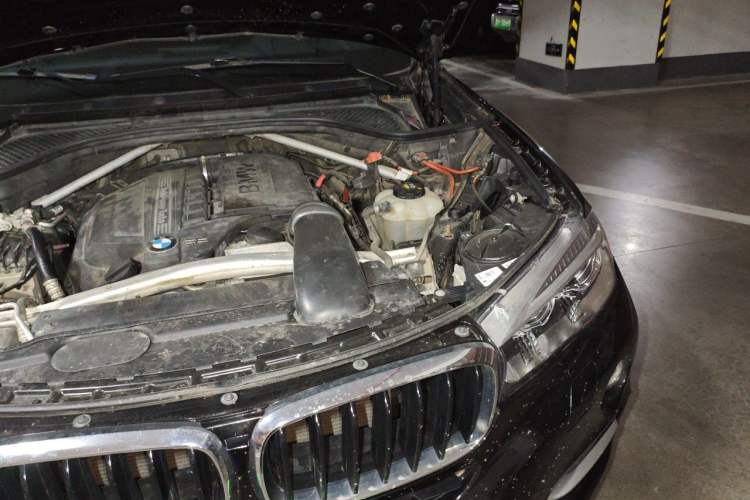 Used BMW X6 2017 xDrive35i Leading Model Engine Bay Left