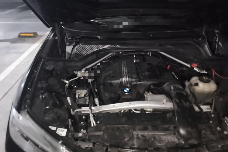 Used BMW X6 2017 xDrive35i Leading Model Engine Bay Right