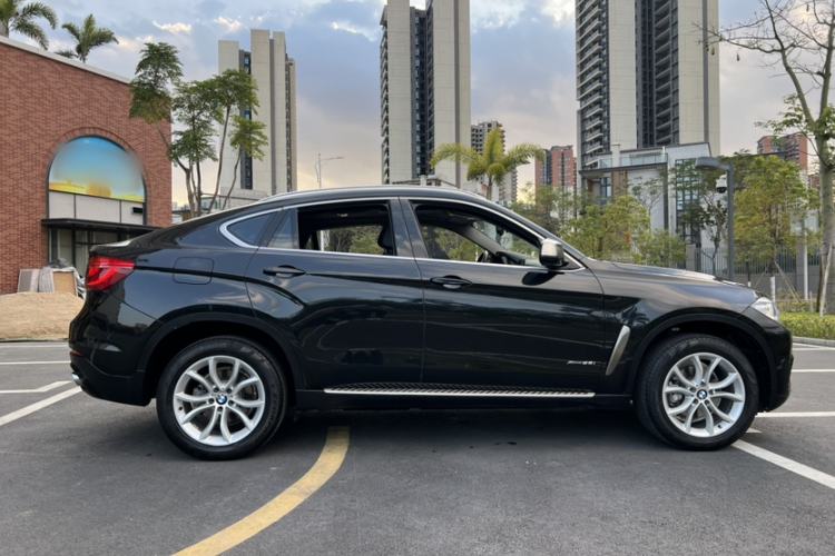 Used BMW X6 2017 xDrive28i Exterior 2