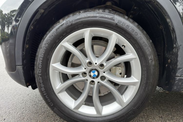 Used BMW X6 2017 xDrive28i Exterior 3