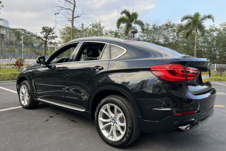 Used BMW X6 2017 xDrive28i Exterior 4