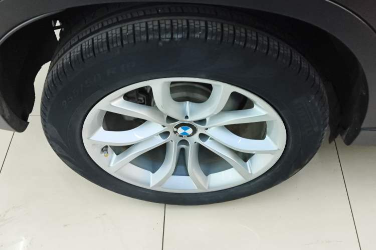 Used BMW X6 2017 xDrive28i Exterior 5