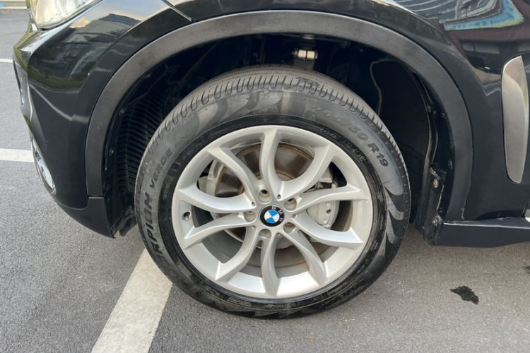 Used BMW X6 2017 xDrive28i Exterior 8