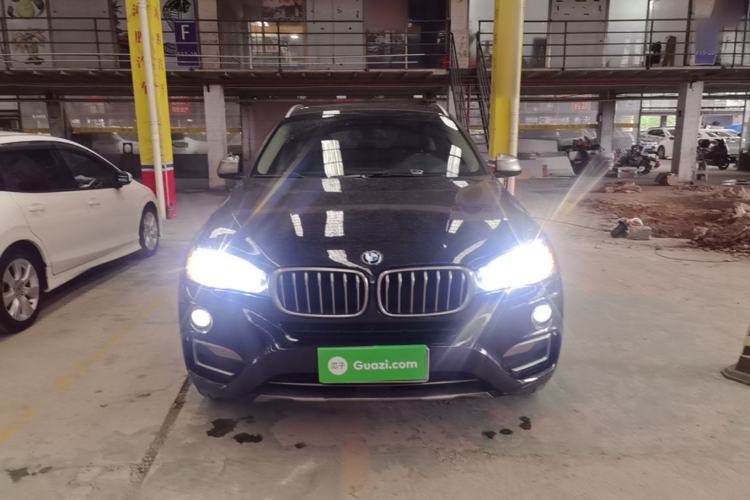 Used BMW X6 2017 xDrive28i Front