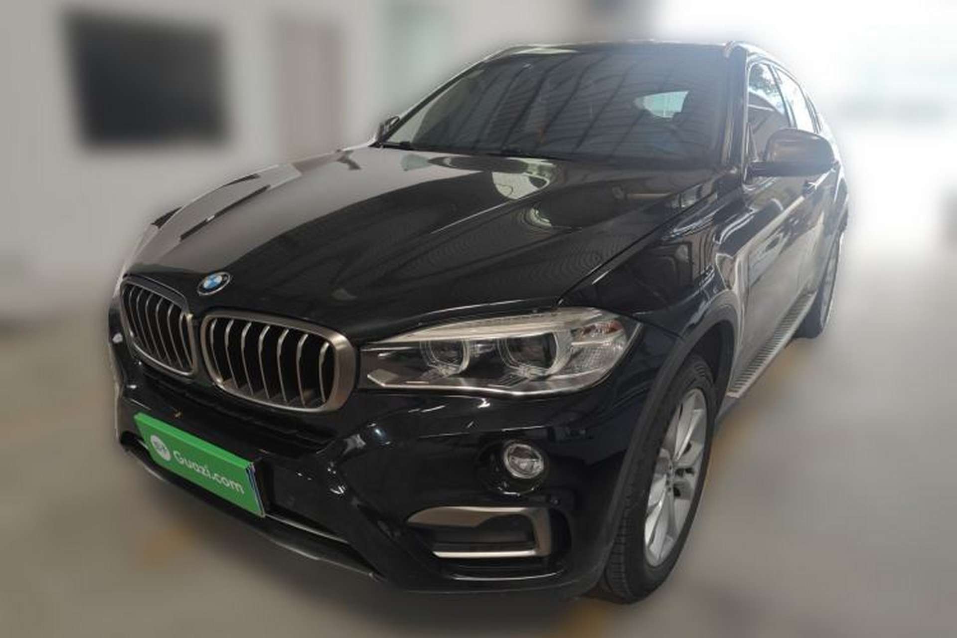 Used BMW X6 2017 xDrive28i Front Left 45 Deg