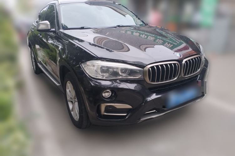Used BMW X6 2017 xDrive28i Front Right 45 Deg