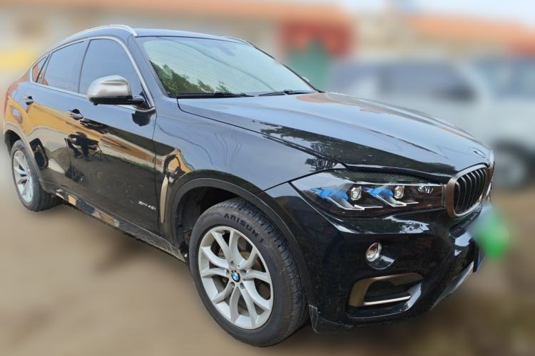 Used BMW X6 2017 xDrive35i Leading Model Front Right 45 Deg