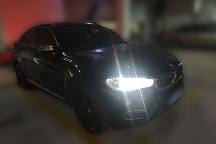 Used BMW X6 2017 xDrive35i Leading Model Front Right 45 Deg