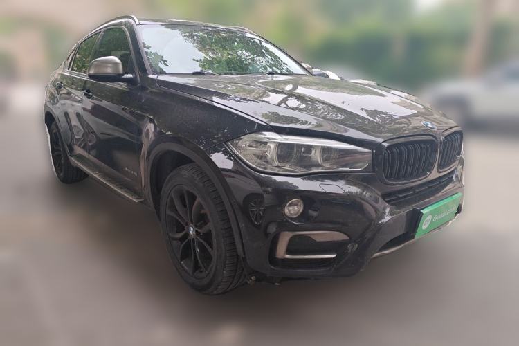 Used BMW X6 2017 xDrive35i Leading Model Front Right 45 Deg