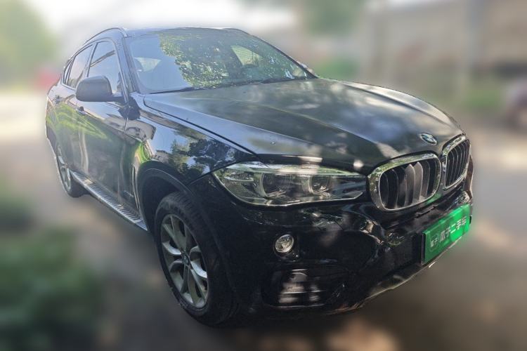 Used BMW X6 2017 xDrive28i Front Right 45 Deg