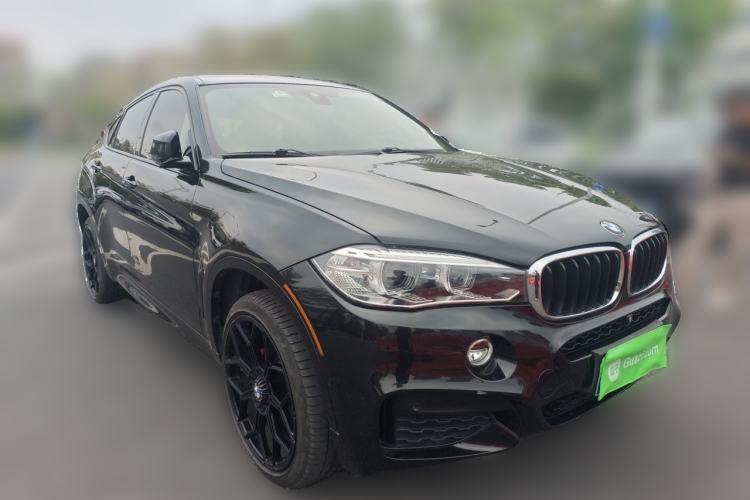 Used BMW X6  Front Right 45 Deg