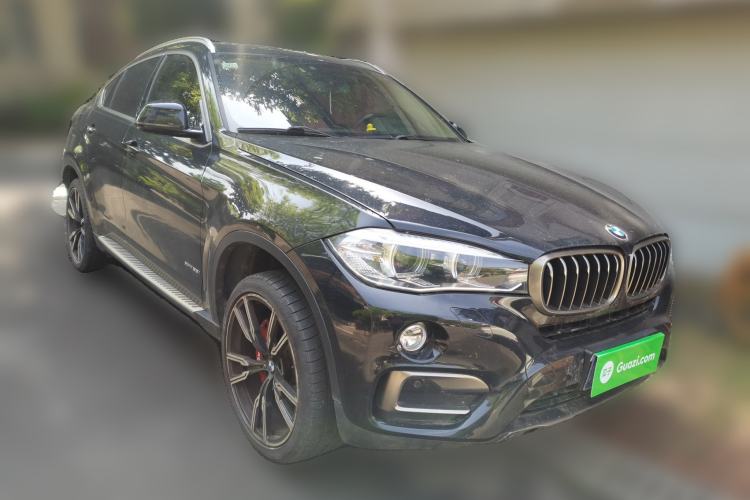 Used BMW X6 2017 xDrive28i Front Right 45 Deg