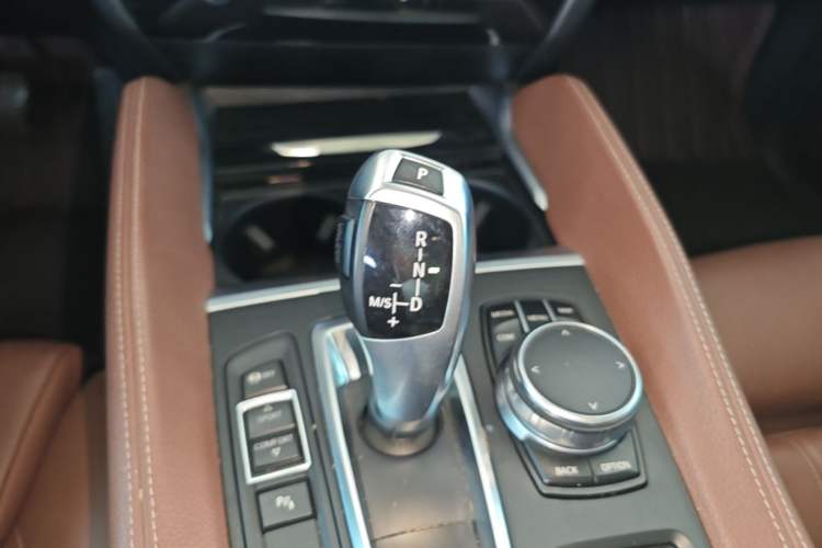 Used BMW X6 2017 xDrive28i Gear Lever