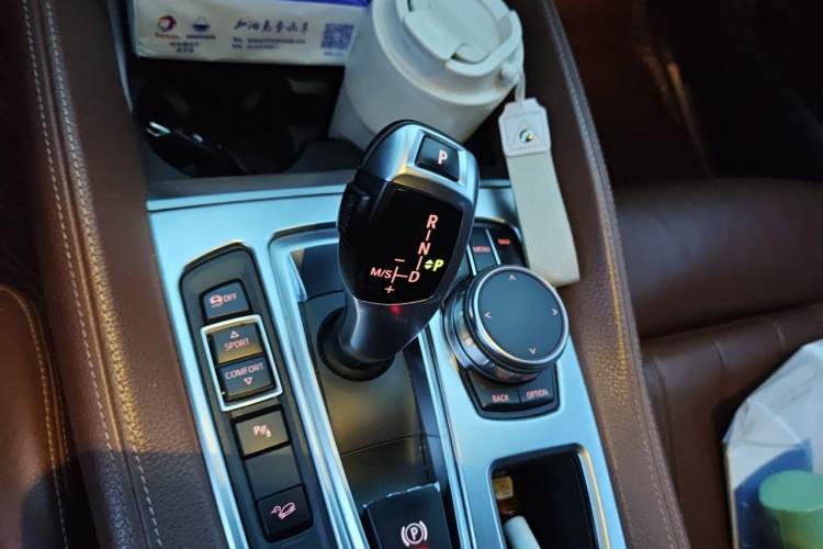 Used BMW X6 2017 xDrive28i Gear Lever