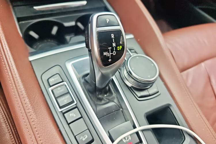 Used BMW X6 2017 xDrive35i Leading Model Gear Lever