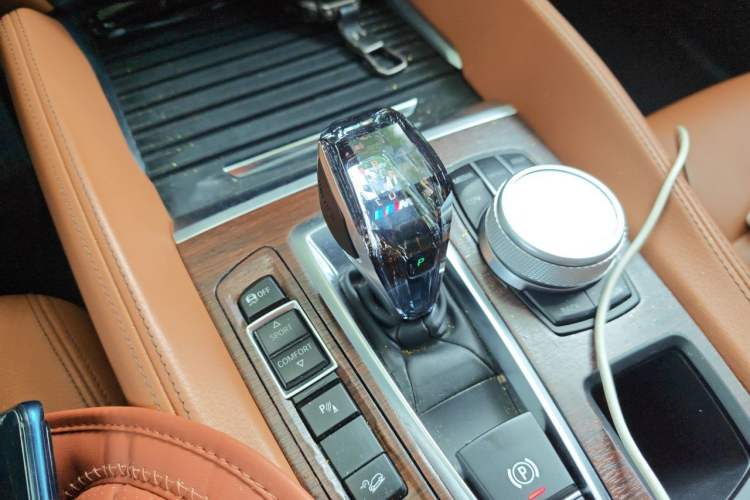 Used BMW X6 2017 xDrive35i Leading Model Gear Lever
