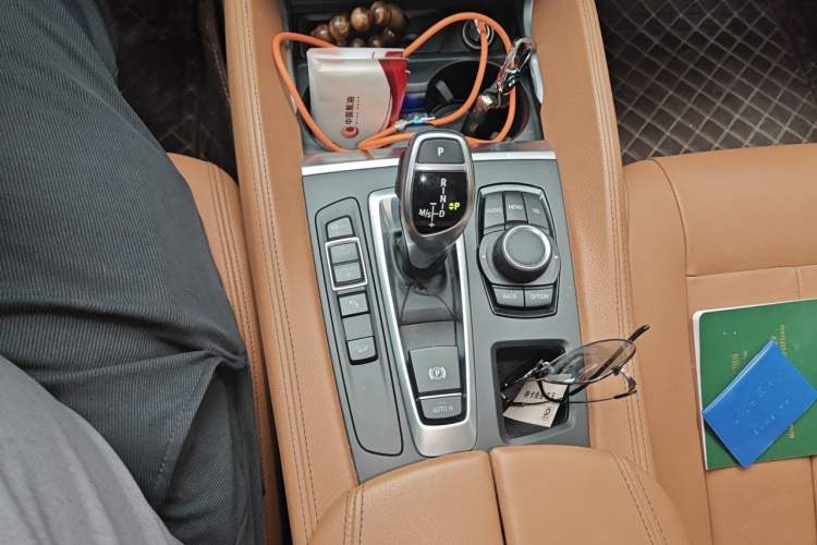Used BMW X6  Gear Lever