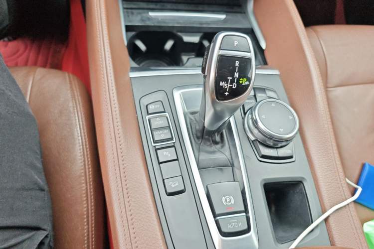 Used BMW X6 2017 xDrive35i Leading Model Gear Lever
