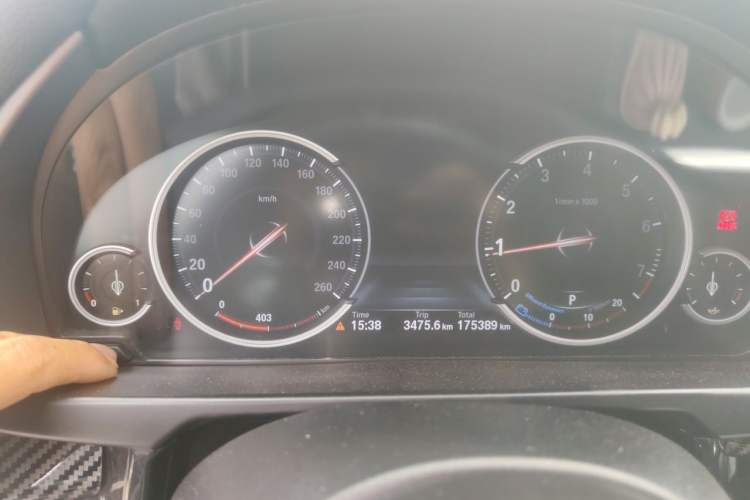 Used BMW X6 2017 xDrive35i M Sport Middle East Instrument Cluster