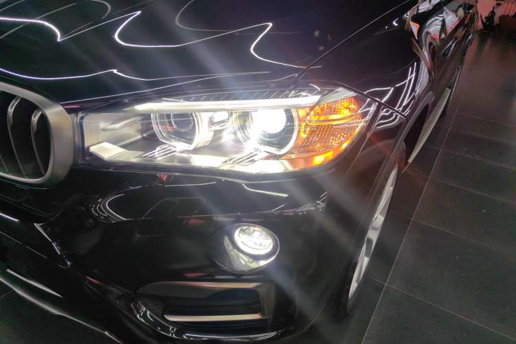 Used BMW X6 2017 xDrive28i Left Front Headlight