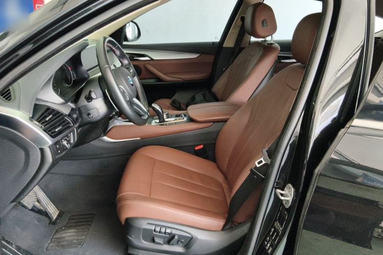 Used BMW X6 2017 xDrive35i Leading Model Left Front Seat