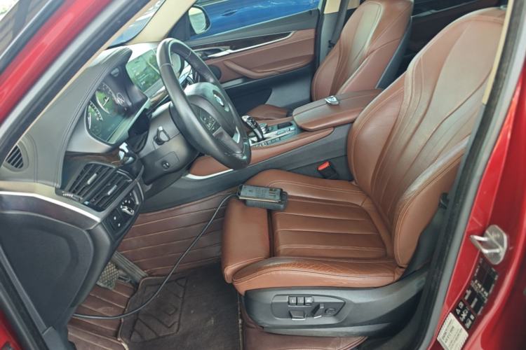 Used BMW X6 2017 xDrive28i Left Front Seat