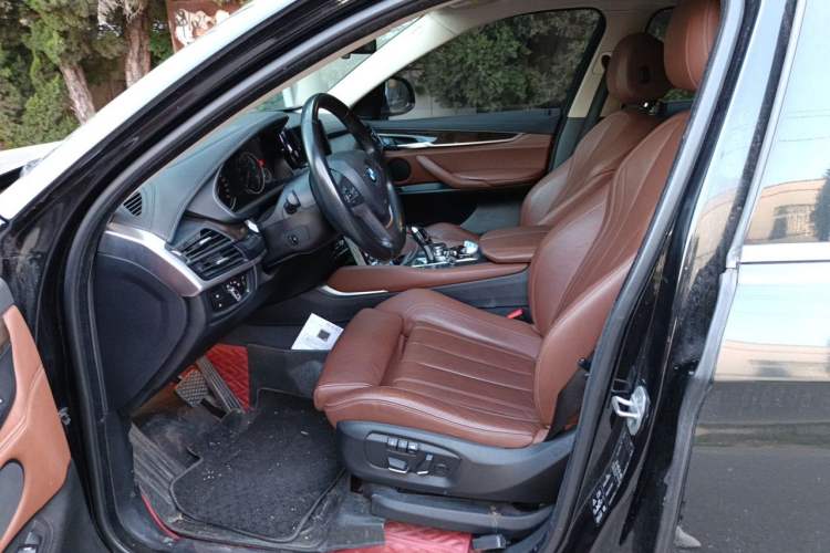 Used BMW X6 2017 xDrive28i Left Front Seat
