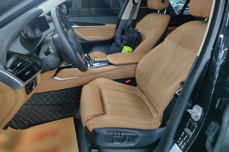 Used BMW X6 2017 xDrive28i Left Front Seat