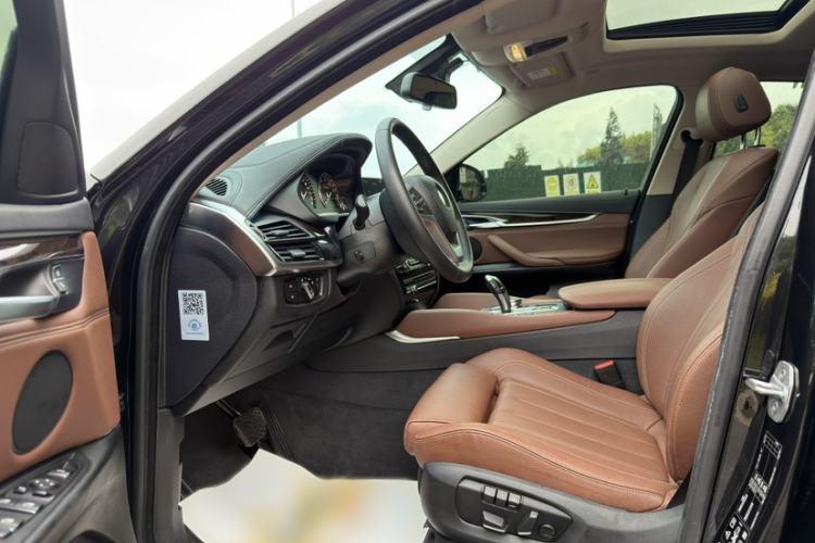 Used BMW X6 2017 xDrive28i Left Front Seat