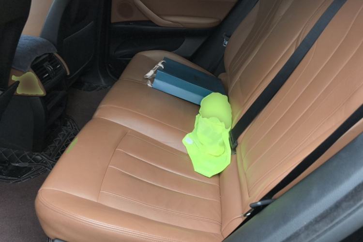 Used BMW X6  Left Rear Seat