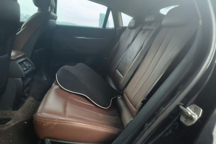 Used BMW X6 2017 xDrive28i Left Rear Seat