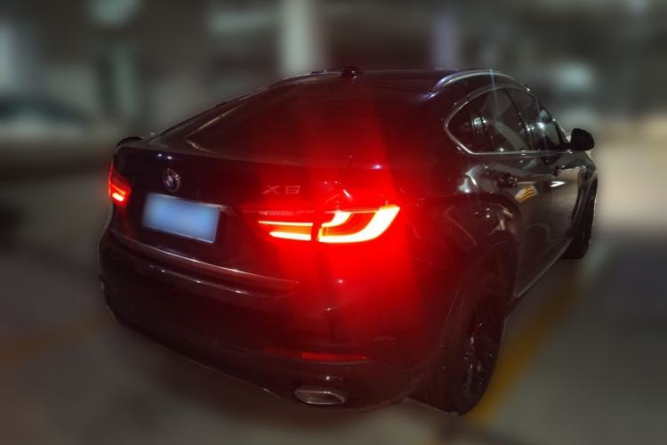 Used BMW X6 2017 xDrive35i Leading Model Rear Right 45 Deg