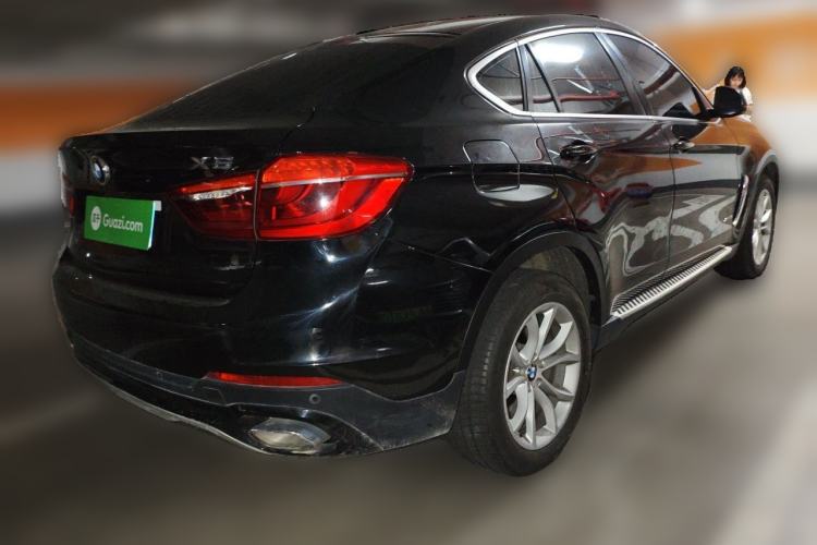 Used BMW X6 2017 xDrive35i Leading Model Rear Right 45 Deg