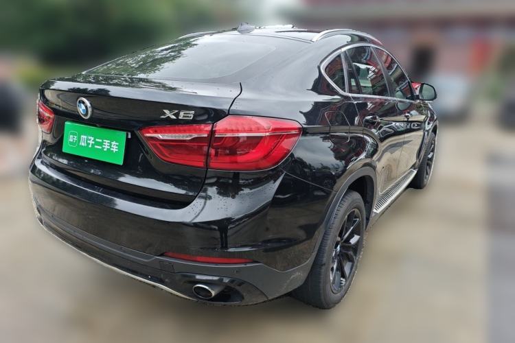 Used BMW X6 2017 xDrive35i Leading Model Rear Right 45 Deg